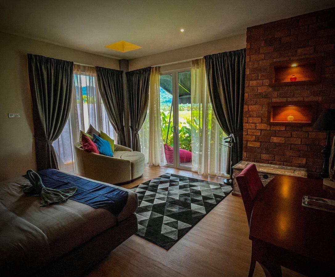 Royale Riviera Resort Private Pool Villas Pantai Cenang  Eksteriør billede