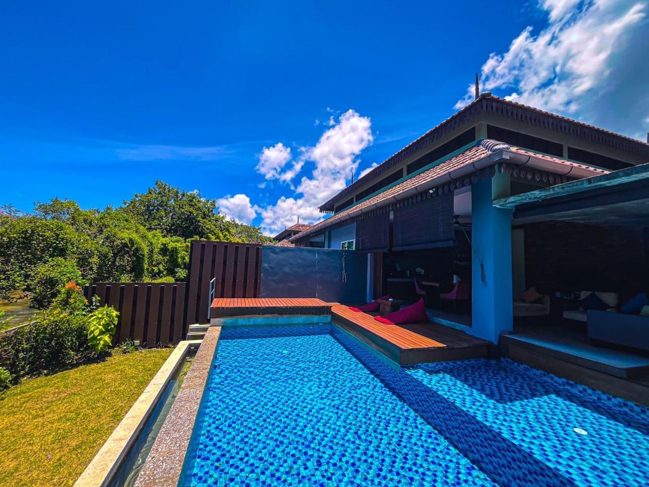 Royale Riviera Resort Private Pool Villas Pantai Cenang  Eksteriør billede